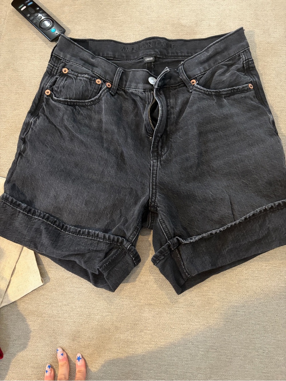 American Eagle Outfitters Black High-Rise Denim Shorts size 2